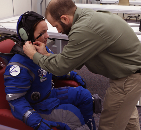 חליפת החלל החדשה של נאסא