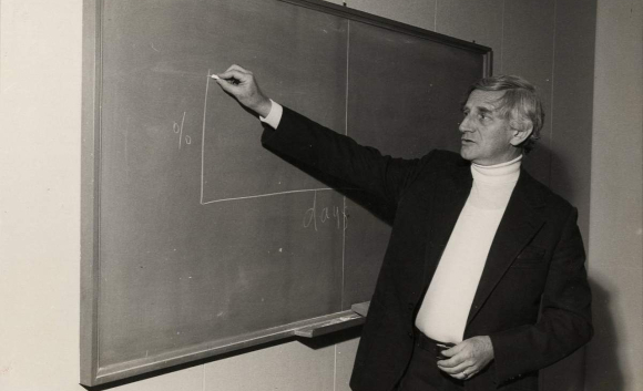 סלע במכון בשנות ה-80 | צילום: מכון ויצמן למדע