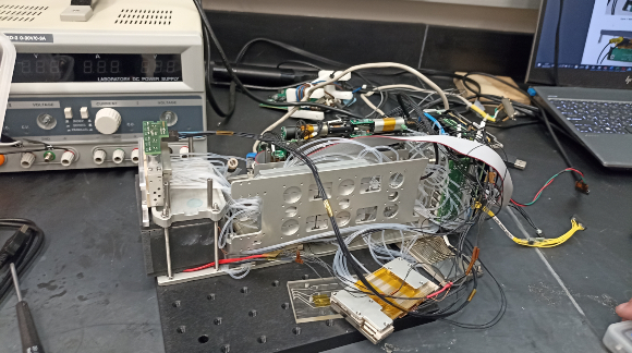 מערכת הניסויים של ספייס פארמה בהכנות למשימת רקיע | צילום: איתי נבו