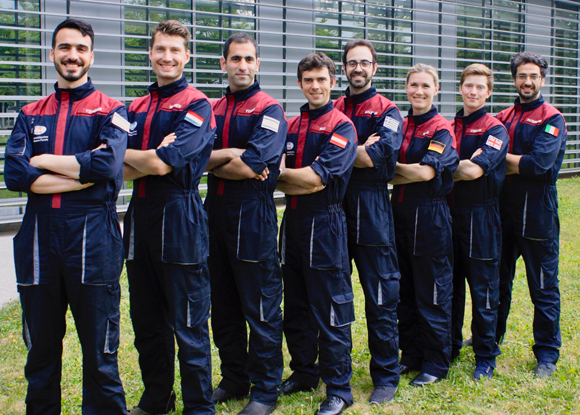 האסטרונאוטים האנלוגים החדשים. טנצר ראשון משמאל, יוסף שלישי | צילום: פורום החלל האוסטרי, OeWF