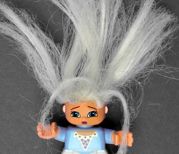 הלחץ עושה את שלו, והורמון הלחץ גורם להאפרה מהירה של השיער | צילום אילוסטרציה: Shutterstock