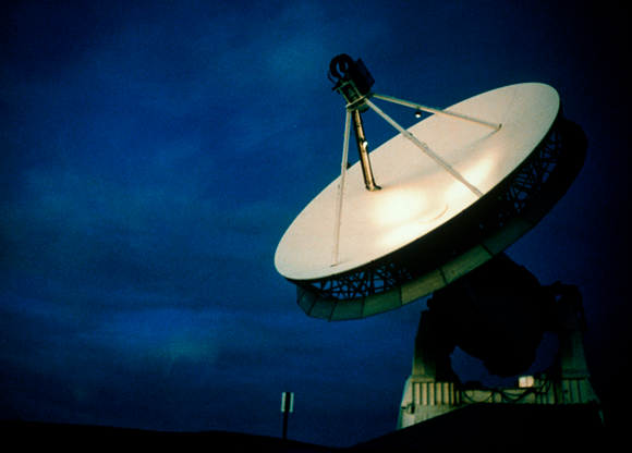 רדיו טלסקופ במדבר מוהאבי