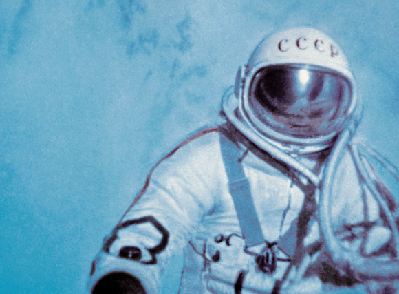 כמעט אין תיעוד של הריחוף הראשון. ליאונוב באחד הצילומים שהופקו ממצלמת הווידאו | מקור: Science Photo Library