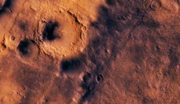 היה פעם אגם, האם היו בו גם חיים מיקרוביאליים? מבט כללי על אזור מכתש ג'זרו במאדים בצילום לוויין | מקור: NASA