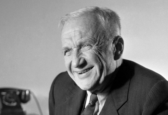 עקפו את ארצות הברית במרוץ החימוש הגרעיני. מדריכו ושותפו של סחרוב, איגור תם | מקור: SPUTNIK / SCIENCE PHOTO LIBRARY