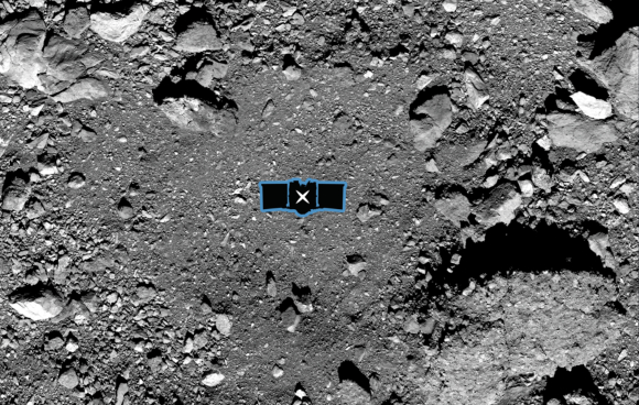 יעד קטן וקשה להשגה. מכתש נייטינגייל, עם ציון של אתר האיסוף במרכזו | צילום: NASA/Goddard/University of Arizona