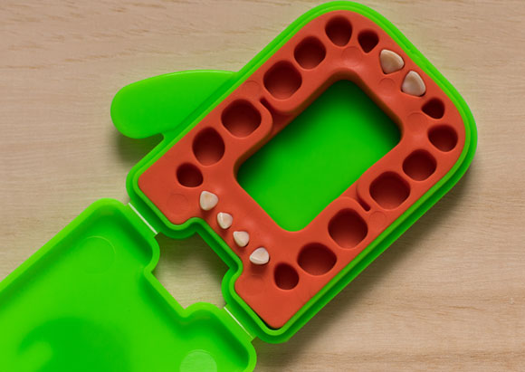 שיני חלב, אילוסטרציה | מקור: Science Photo Library