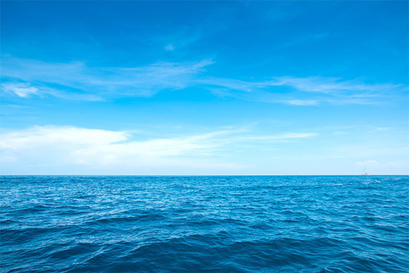 *תמונה של ים ושמים* צילום: satit sewtiw Shutterstock