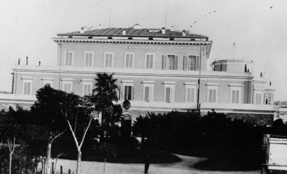 המכון לפיזיקה של אוניברסיטת רומא בתחילת שנות ה-30, שנות הזוהר של המחקר הגרעיני של פרמי | מקור: https://webzine.web.cern.ch/7/papers/3/