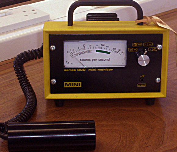 מונה גייגר-מולר | Wikipedia, Boffy b