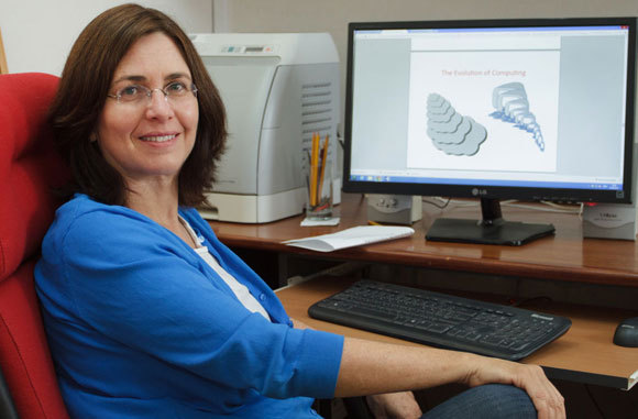 פרופ' שפרירה גולדווסר, ממכון ויצמן למדע ו-MIT | צילום: מכון ויצמן למדע