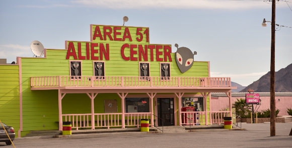 "מרכז חייזרים" תיירותי בנוואדה, סמוך ל"אזור 51" צילום: Clayton Harrison, Shutterstock