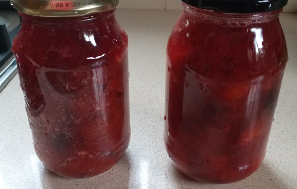 مربّى النّكتارين بيتيّ الصّنع | الصورة: دافنا ماندلر