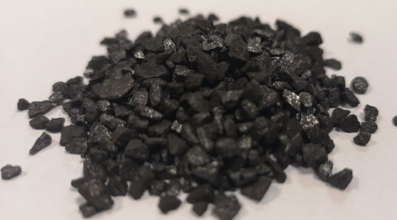 Was kann man mit Kohle, Schwefel und Kaliumnitrat machen? Schwarzpulver | Foto: Uri Teichmann