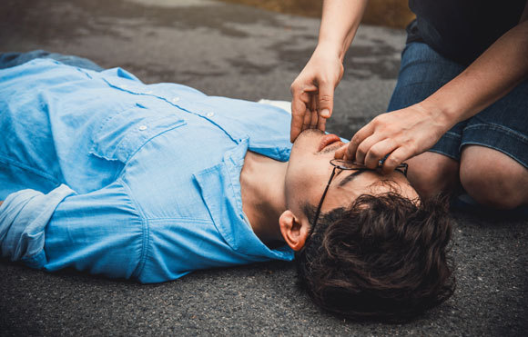 הדגמה של הנשמה לאדם שאיבד את הכרתו | Shutterstock, Platoo Fotography