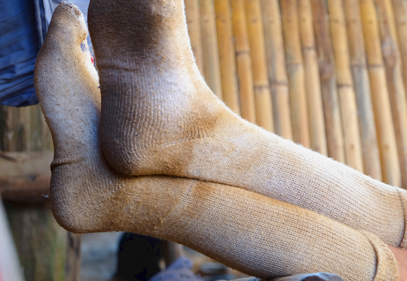 פתרון מועיל לחיילים וגם לאזרחים. ננו-חלקיקים עשויים לפתור את בעיית הריח בגרביים | צילום: Shutterstock