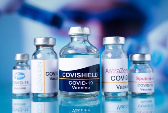 כמה מחיסוני הקורונה שנמצאים בשימוש | צילום: lakshmiprasada S, Shutterstock