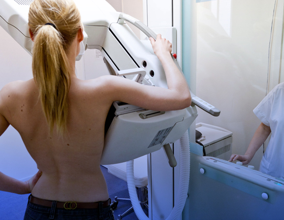 בינתיים זו בדיקת הסקר היעילה ביותר לאבחון מוקדם של סרטן שד באוכלוסיה. ממוגרפיה | צילום: Science Photo Library