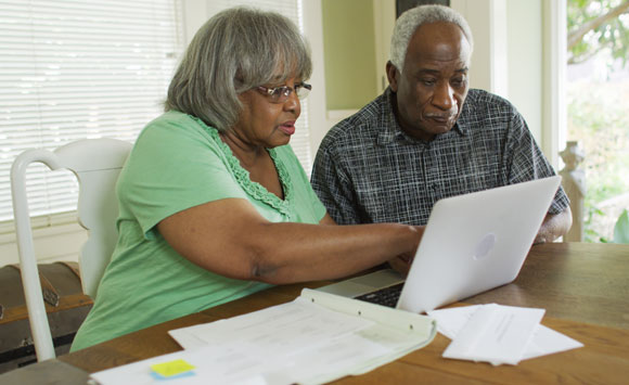 חשש מהעמקת הפערים הטכנולוגיים והחברתיים | צילום: Rocketclips, Inc, שאטרסטוק