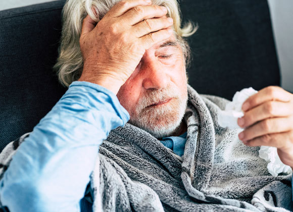 עייפות כרונית ופגיעה באיכות החיים עלולים להתלוות להחלמה מקורונה | צילום אילוסטרציה: simona pilolla 2, Shutterstock