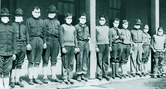 מסדר מסכות הגנה בבית חולים ב-1919