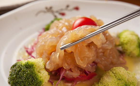 סלט עם בשר מדוזה | Shutterstock, TMON