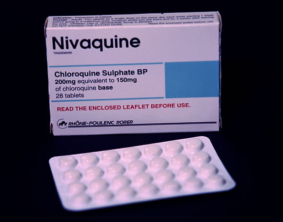 אריזת גרסה גנרית של אחת התרופות על בסיס כלורוקווין | צילום: JOSH SHER / SCIENCE PHOTO LIBRARY