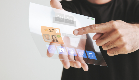 הסוד הוא במולקולות שיכולות להעביר שני אלקטרונים לפולימר. תצודה דיגיטלית גמישה ומתקפלת | צילום: Shutterstock