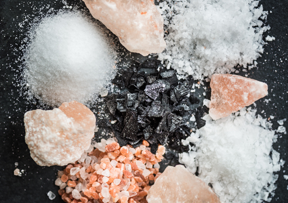 סוגים שונים של מלח. Shutterstock