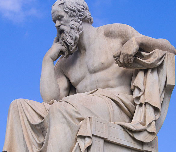 הפסל של סוקרטס לפני האקדמיה של אתונה | Wikipedia, C messier